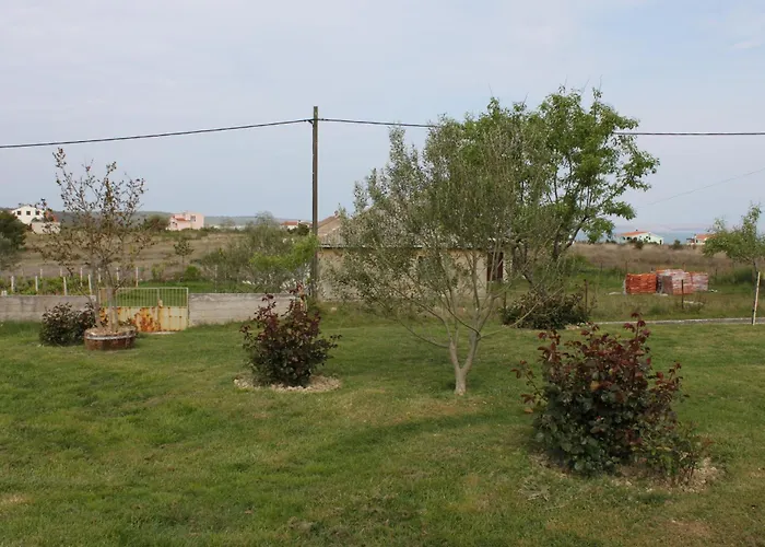 Apartament With Parking Space Ljubac, Zadar - 6141 Ražanac