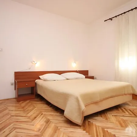 公寓 With Parking Space Ljubac, Zadar - 6141